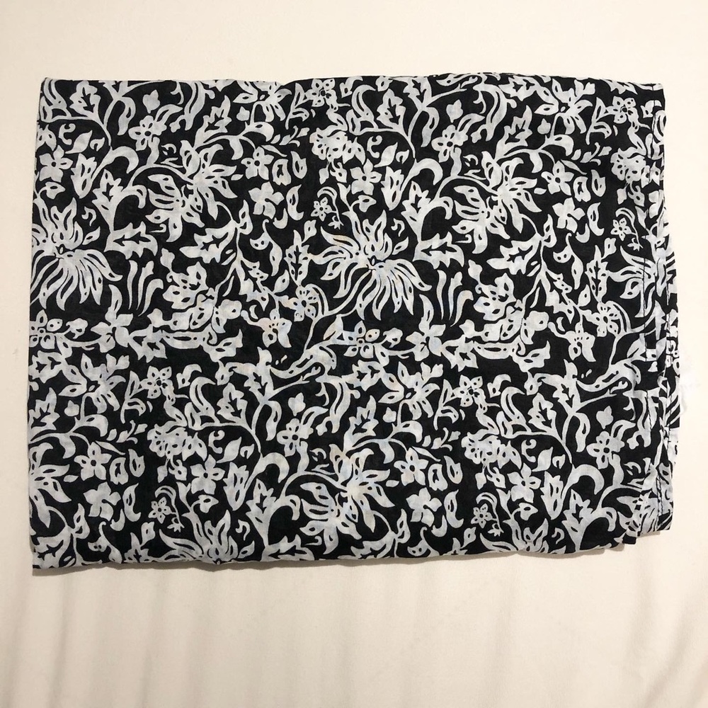 ❌SOLD❌ACACIA black batik kuau Pareo